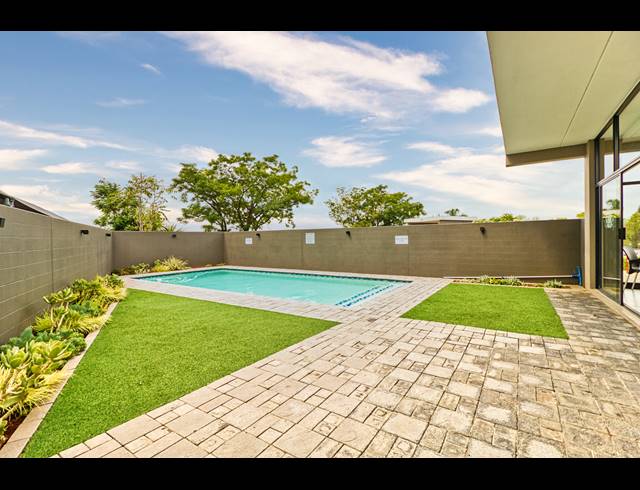 2 BEDROOM APARTMENT RENTED IN NORTH RIDING